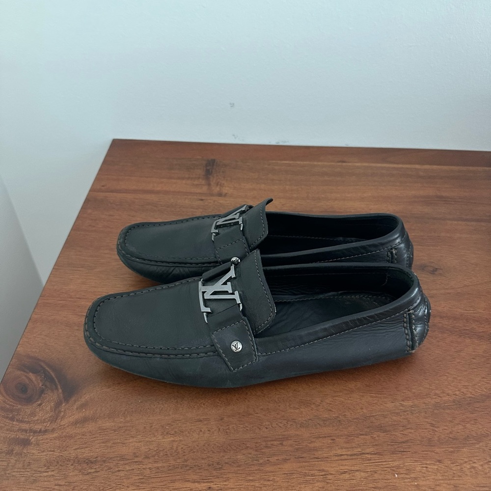 Louis Vuitton men’s shoes size 9